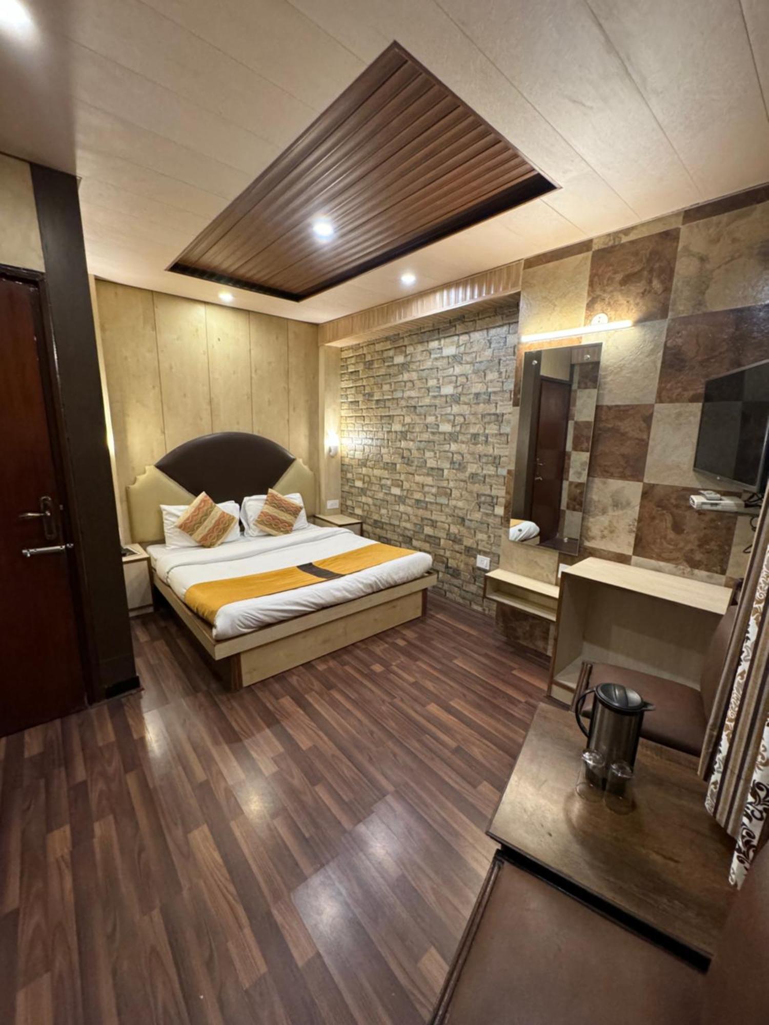 שימלה Victory Hotel And Restaurant By Gs Hospitality מראה חיצוני תמונה